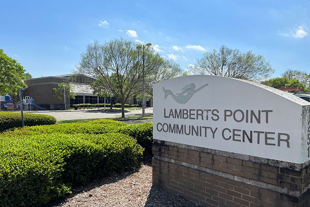 LambertsPointCCexterior1