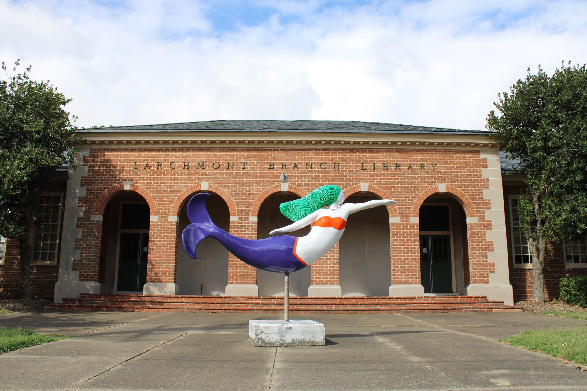 Larchmont Library Image 1